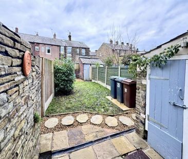 2 Bedroom Terraced To Let - Photo 2