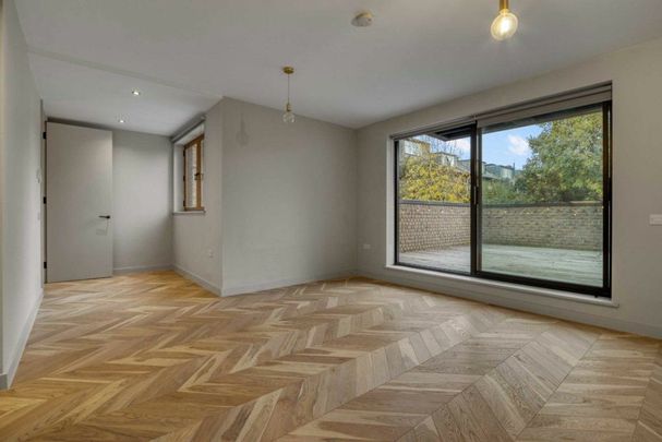 Spire Mews, Finsbury Park, N4 - Photo 1