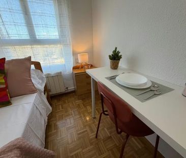 Calle de la Codorniz, Madrid, Community of Madrid 28047 - Photo 5