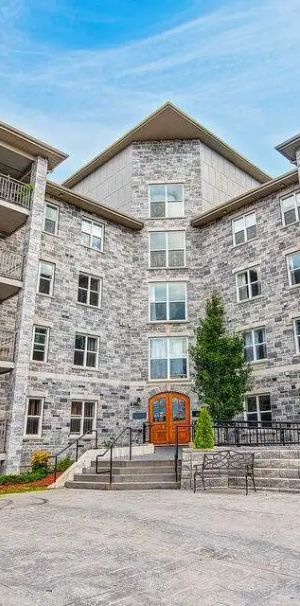 539 Armstrong Rd — 2 Bedroom - Photo 1
