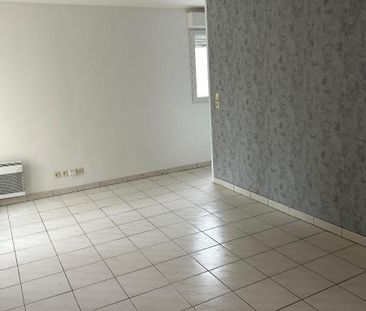 Location Appartement 2 pièces 51m² LENS 62300 - Photo 4