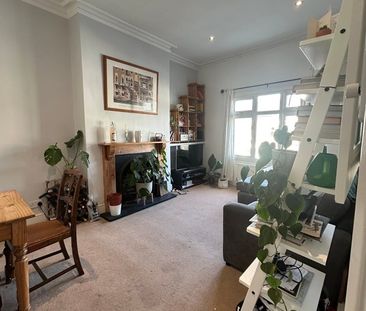 2 Bed Flat, Balham, SW12 - Photo 1
