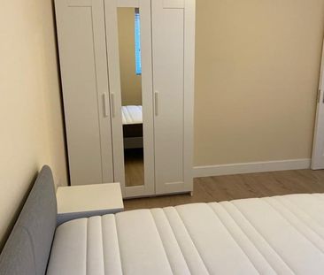 1 Bed Flat, Pinner Road, HA1 - Photo 4