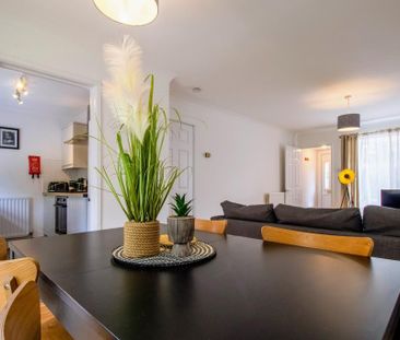 3 bedroom semi-detached house to rent - Photo 3