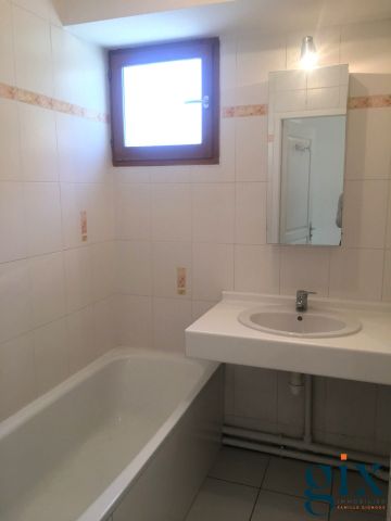 Location Appartement 2 pièces 51m² GRENOBLE 38000 - Photo 4