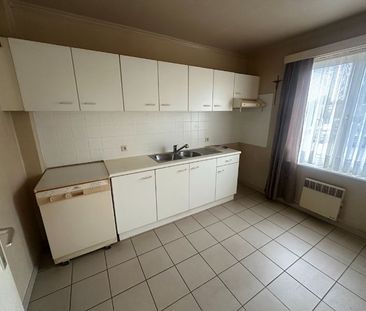 🏡 Gezellig 2-slaapkamerappartement met privé garage 🚗 - Photo 1