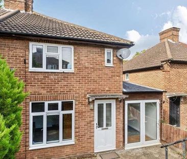 High Wycombe, Buckinghamshire, HP12 - Photo 2