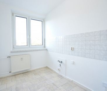 Familienwohnung / Großer Balkon - Foto 6