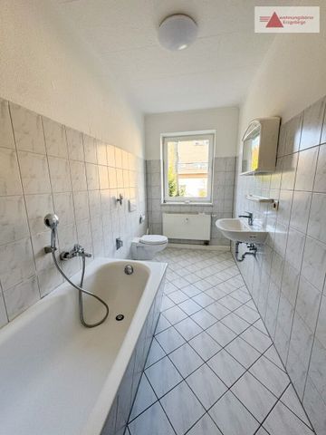 Frisch renovierte 2-Raum-Wohnung mit neuer Einbauküche in Beierfeld zu vermieten - Photo 5