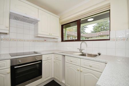 Lifestyle Village, High Street, Old Whittington, Chesterfield - Photo 4