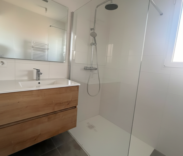 Location Maison 4 pièces 117m² ROANNE 42300 - Photo 4