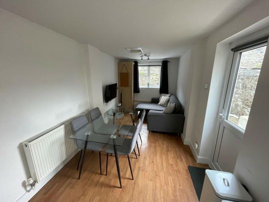 5 bedroom house share to rent - Photo 1