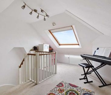 Chester Drive, Harrow, HA2 - Photo 3