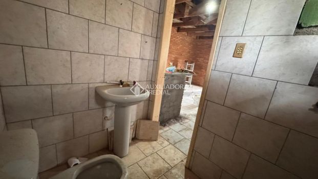Casa com 1 quarto e 40m² para alugar em SÃO JOSE, Canoas. - Photo 1