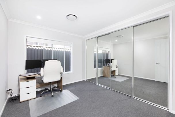 3 bedrooms | 2 bathrooms | Single Garage | Solar Power - Photo 1