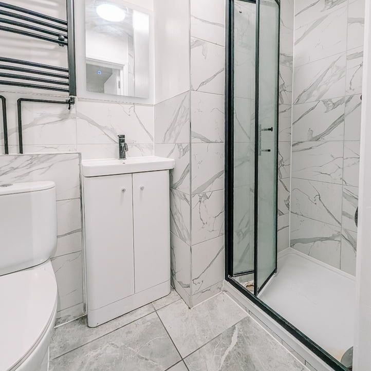Studio Flat, Peacehaven, W3 - Photo 1