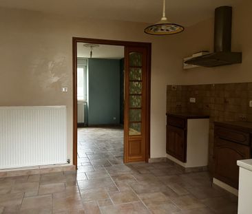 Location Appartement 2 pièces 38m² LE CREUSOT 71200 - Photo 5