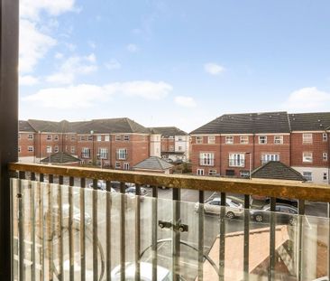 2 bedroom flat to rent - Photo 3