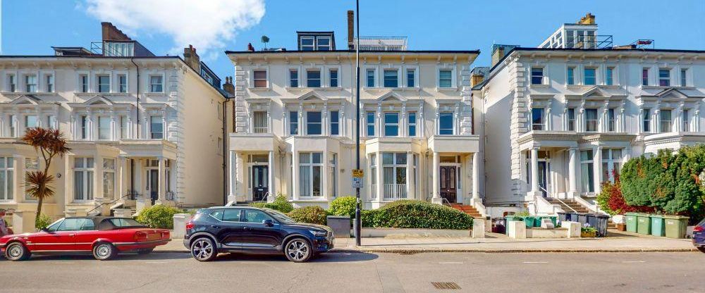 6 bedroom semi-detached house to rent - Photo 1