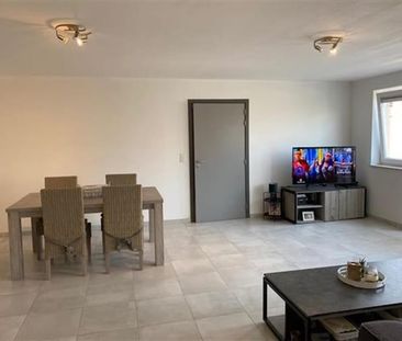 Appartement te huur - Photo 1