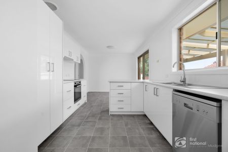 Ready to move in! - Photo 5