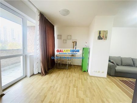 Garsoniera spatioasa, decomandata, cu balcon si parcare - Brancusi - Photo 2