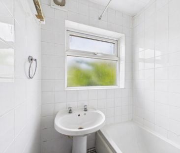 Marle Hill Road, Cheltenham, Gloucestershire, GL50 - Photo 5