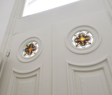 Te huur: Appartement Burgemeester van Karnebeeklaan in Den Haag - Foto 1
