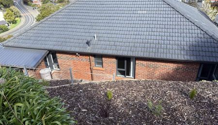 Four Bedroom Home - Photo 4