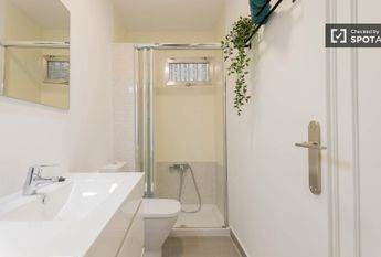 valencia, Valencian Community 46007