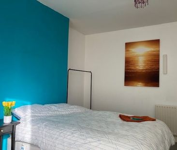 Room in a Shared House, Princes Street, BN2 - Photo 1