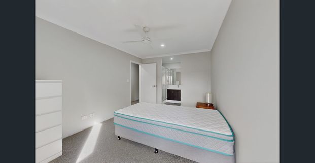 MODERN LIVING IN A CONVENIENT LOCATION - Photo 1