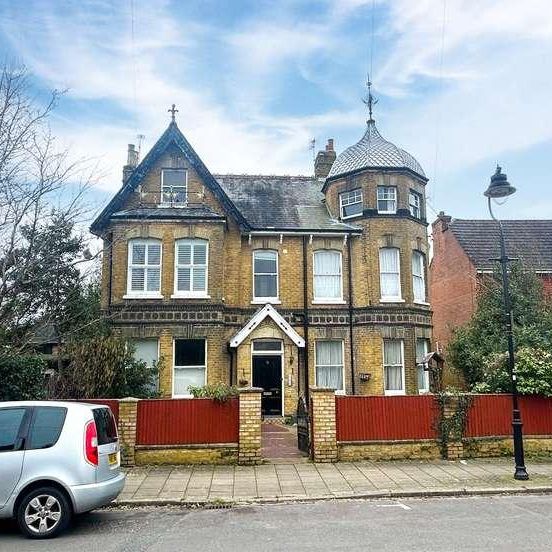 Grasmere House, Cargate Avenue, Aldershot, Hampshire, GU11 - Photo 1