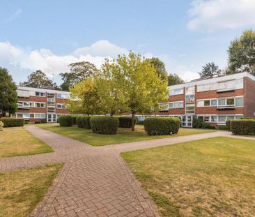 2 bedroom flat in Kings Road - Photo 1