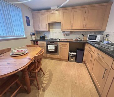 2 bedroom property to rent - Photo 4