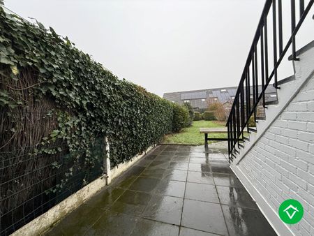 Ruime bel-étagewoning met 3 slaapkamers, garage en tuin - Photo 2