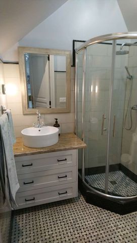 For Lease - 21 Lansdowne Avenue Unit# 1, Toronto, Ontario - Photo 4