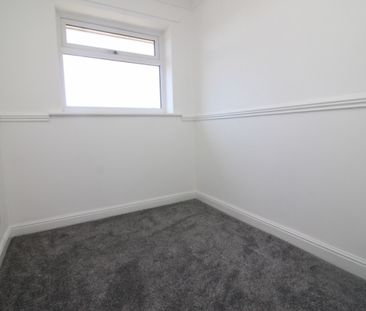3 Bedroom Semi-Detached House - Photo 1