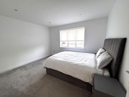 3 bedroom semi-detached bungalow to rent - Photo 4