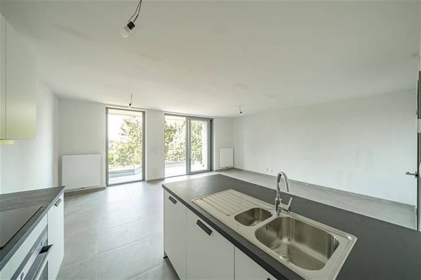Appartement te huur - Photo 1