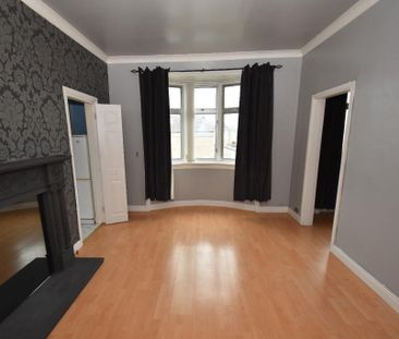 3 Bed Flat, Gladsmuir Road, G52 - Photo 2