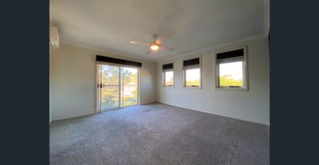 VIEWING AVAILABLE BY APPOINTMENT - Photo 5