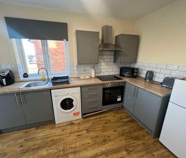 Salisbury Road, SO40 - Photo 4