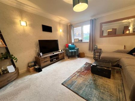 3 bedroom townhouse to rent - Photo 2