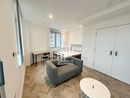 Skyline Apartments, London, E3 - Photo 2