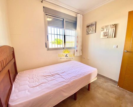 4 BEDROOM TRIPLEX - TORRE DE LA HORADADA - Photo 4