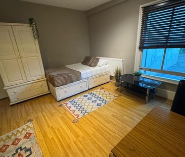 Studio Flat, Bedford Hill, SW12 - Photo 5