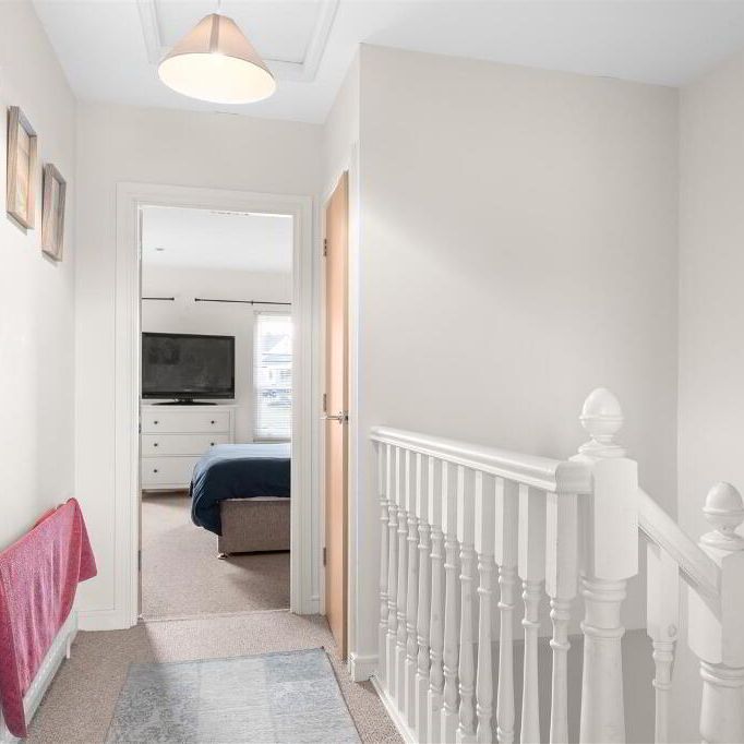 6 Mill View, Saintfield, BT24 7FG - Photo 1