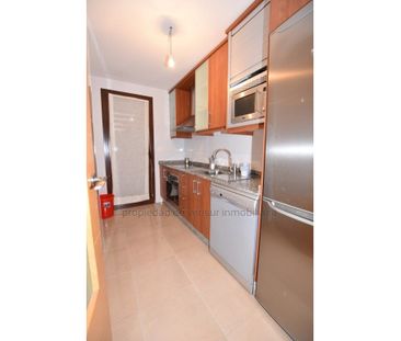 Apartamento de alquiler en Avda. Alcazaba, 115, Las Salinas - Photo 3