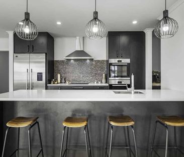 Welcome to executive living in the heart of St Kilda - Photo 3